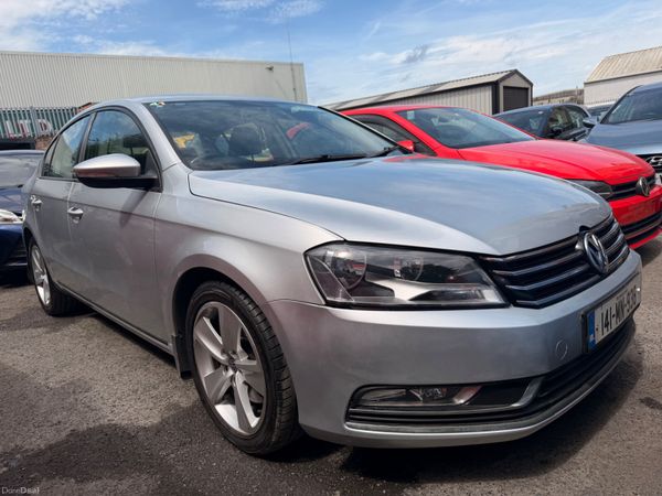 Volkswagen Passat Saloon, Diesel, 2014, Silver