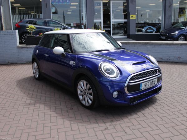 Mini Cooper Hatchback, Diesel, 2019, Blue