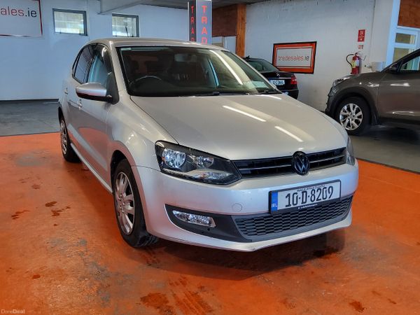 Volkswagen Polo Hatchback, Petrol, 2010, Silver