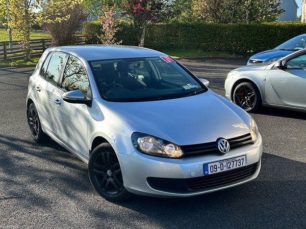 Volkswagen Golf Hatchback, Diesel, 2009, Silver
