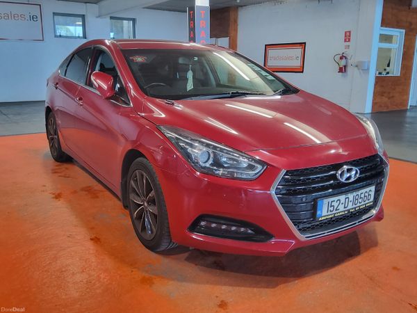 Hyundai i40 Saloon, Diesel, 2015, Red