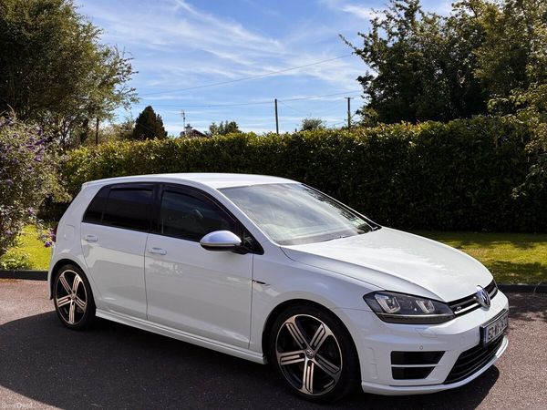 Volkswagen Golf Hatchback, Petrol, 2015, White