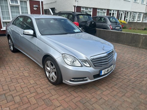 Mercedes-Benz E-Class Saloon, Diesel, 2012, Silver