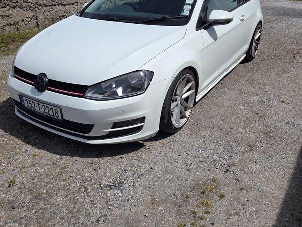 Volkswagen Golf Hatchback, Diesel, 2015, White