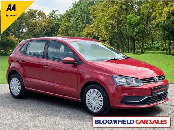 Volkswagen Polo Hatchback, Petrol, 2015, Red