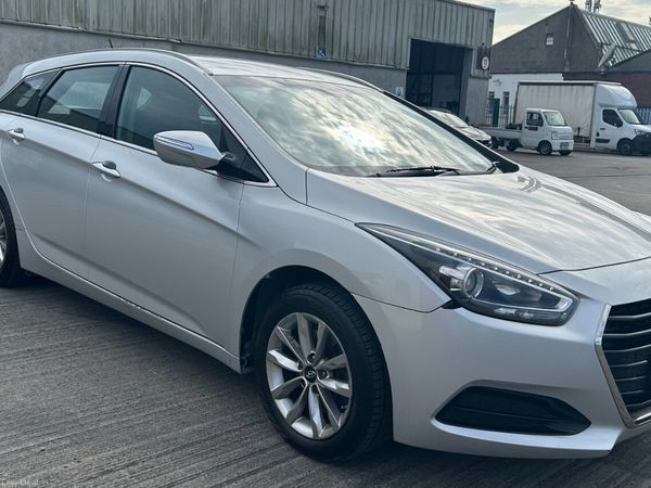 Hyundai i40 Estate, Diesel, 2015, Silver