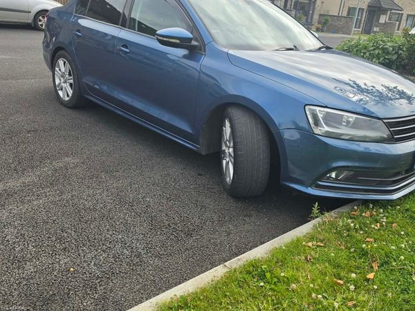 Volkswagen Jetta Saloon, Diesel, 2017, Blue
