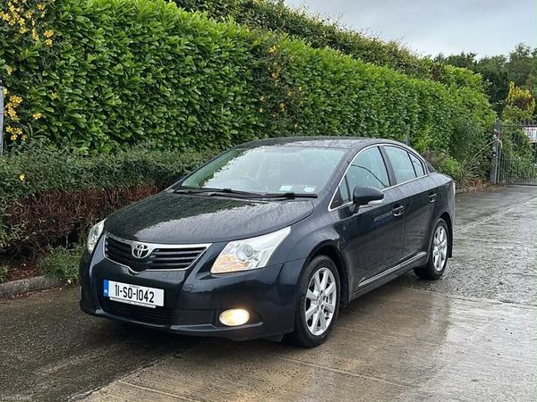 Toyota Avensis Saloon, Diesel, 2011, Grey