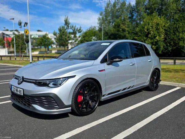 Volkswagen Golf Estate, Petrol, 2023, Grey