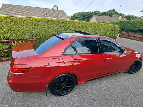 Mercedes-Benz E-Class Saloon, Diesel Hybrid, 2014, Red