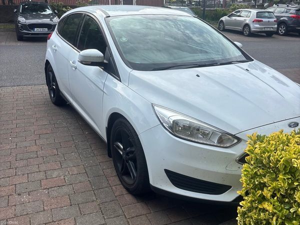 Ford Focus Hatchback, Diesel, 2015, White