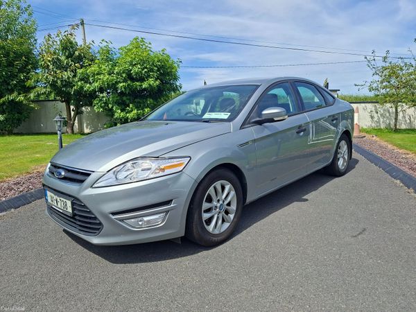 Ford Mondeo Saloon, Diesel, 2014, Grey