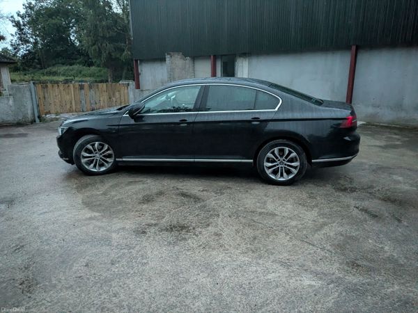 Volkswagen Passat Saloon, Diesel, 2015, Black