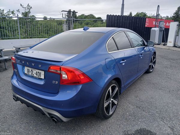 Volvo S60 Saloon, Diesel, 2018, Blue