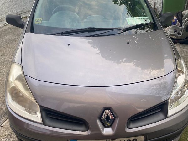 Renault Clio Hatchback, Ethanol Petrol, 2009, Grey