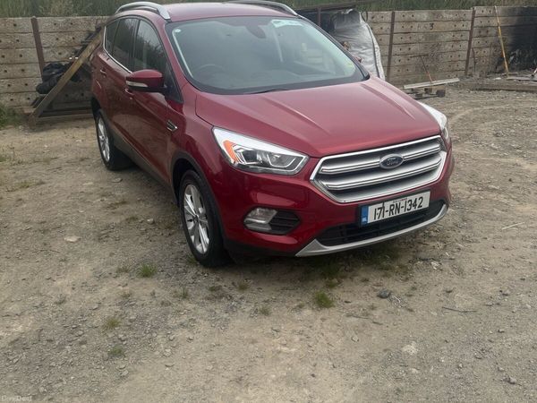 Ford Kuga SUV, Diesel, 2017, Red
