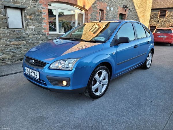 Ford Focus Hatchback, Petrol, 2006, Blue
