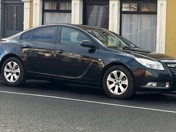 Opel Insignia MPV, Diesel, 2012, Black