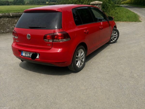 Volkswagen Golf Hatchback, Diesel, 2011, Red