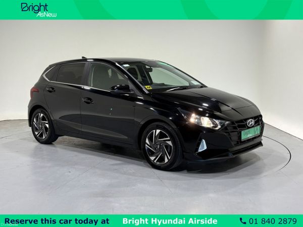Hyundai i20 Hatchback, Petrol, 2023, Black