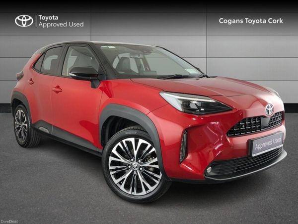 Toyota Yaris Cross Hatchback, Petrol Hybrid, 2023, Red