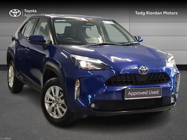 Toyota Yaris Cross Hatchback, Petrol Hybrid, 2024, Blue