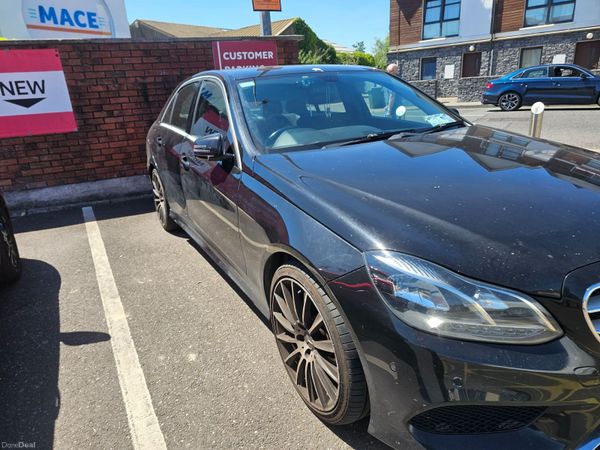 Mercedes-Benz E-Class Saloon, Diesel, 2014, Black