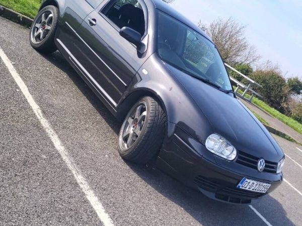 Volkswagen Golf Hatchback, Petrol, 2001, Black