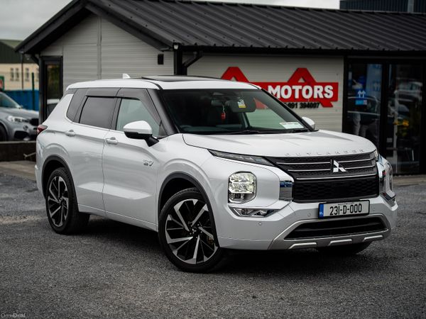 Mitsubishi Outlander SUV, Petrol Plug-in Hybrid, 2023, White