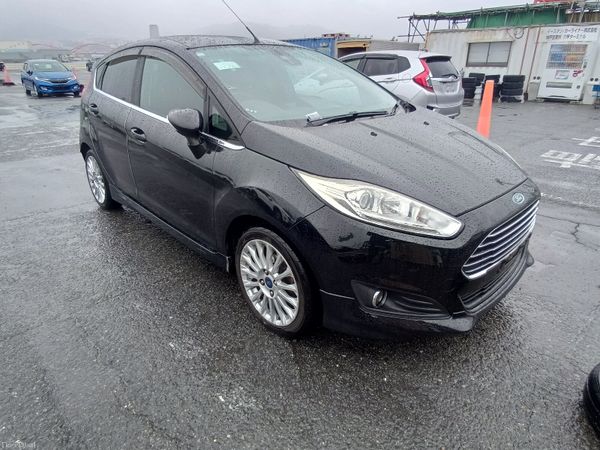 Ford Fiesta Hatchback, Petrol, 2015, Black
