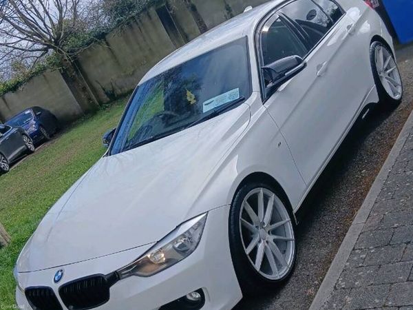 BMW 3-Series Saloon, Diesel, 2015, White