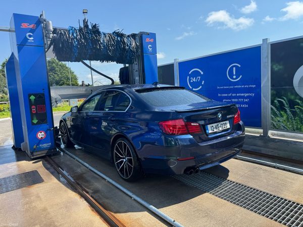 BMW 5-Series Saloon, Diesel, 2012, Blue