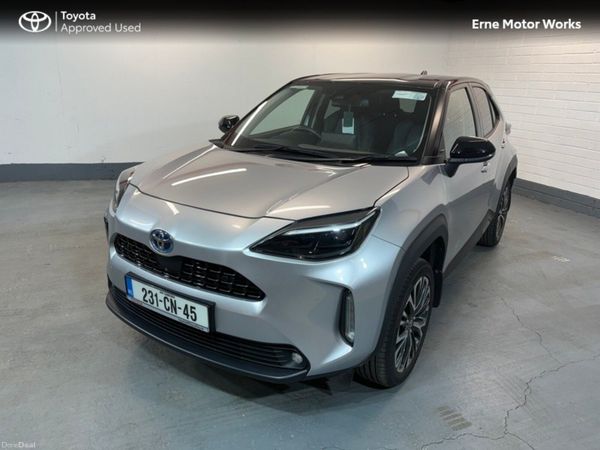 Toyota Yaris Cross Hatchback, Petrol Hybrid, 2023, Silver