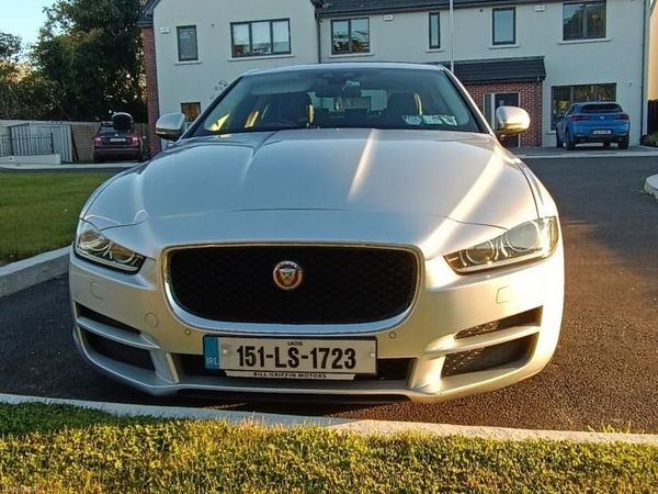 Jaguar XE Saloon, Diesel, 2015, Silver