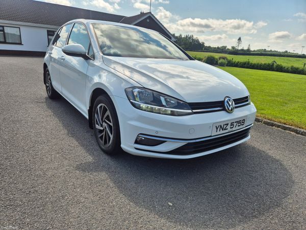 Volkswagen Golf Hatchback, Diesel, 2019, White