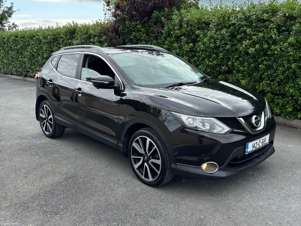 Nissan Qashqai Hatchback, Diesel, 2014, Black