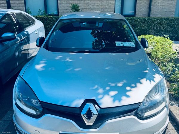 Renault Megane Hatchback, Diesel, 2015, Silver