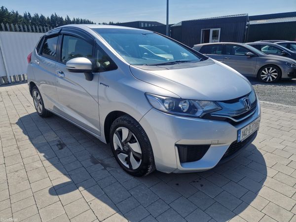 Honda Fit Hatchback, Petrol Hybrid, 2014, Silver