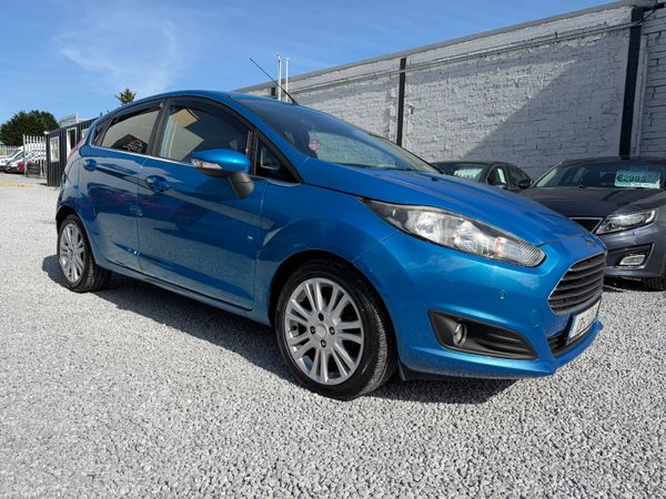 Ford Fiesta Hatchback, Petrol, 2013, Blue