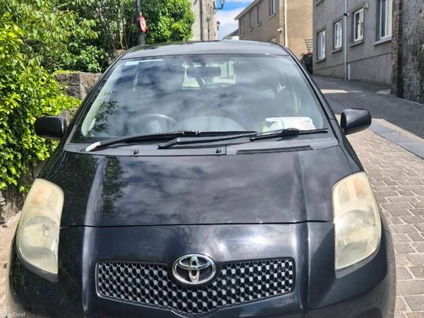 Toyota Yaris Hatchback, Petrol, 2008, Black