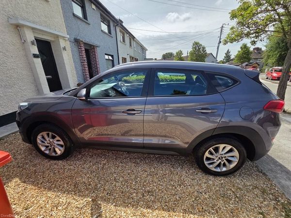 Hyundai Tucson SUV, Diesel, 2015, Grey