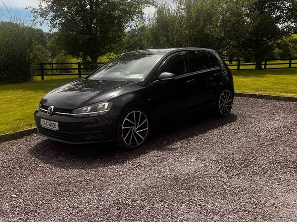 Volkswagen Golf Hatchback, Diesel, 2017, Black