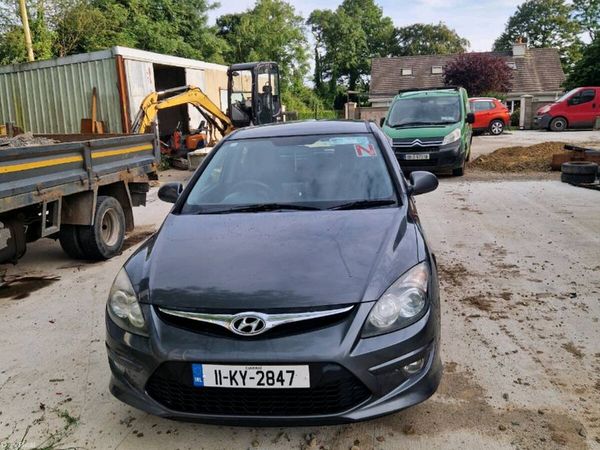 Hyundai i30 Hatchback, Diesel, 2011, Grey