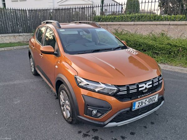Dacia Sandero Stepway Hatchback, Petrol, 2023, Orange