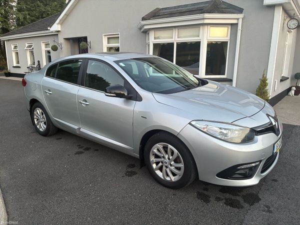 Renault Fluence Saloon, Diesel, 2016, Silver