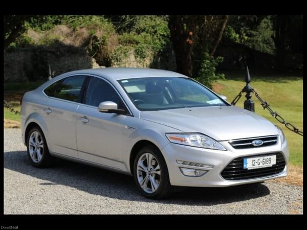 Ford Mondeo Hatchback, Diesel, 2012, Silver