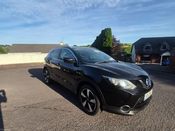 Nissan Qashqai Hatchback, Petrol, 2016, Black