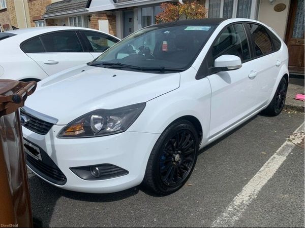 Ford Focus Hatchback, Diesel, 2010, White