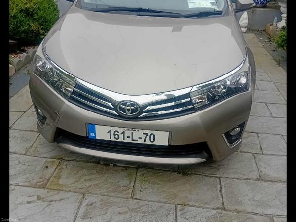 Toyota Corolla Saloon, Diesel, 2016, Bronze