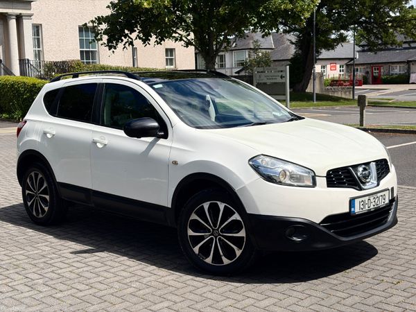Nissan Qashqai Hatchback, Diesel, 2013, White
